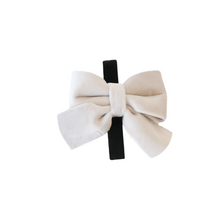 Load image into Gallery viewer, pearl grey velvet bow