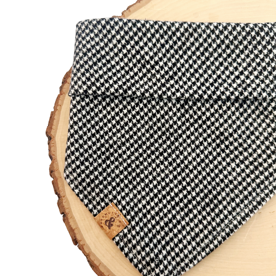 LAST CHANCE! houndstooth flannel dog bandana