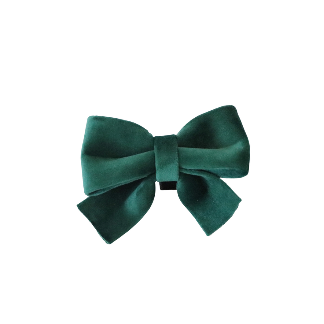 emerald green velvet bow