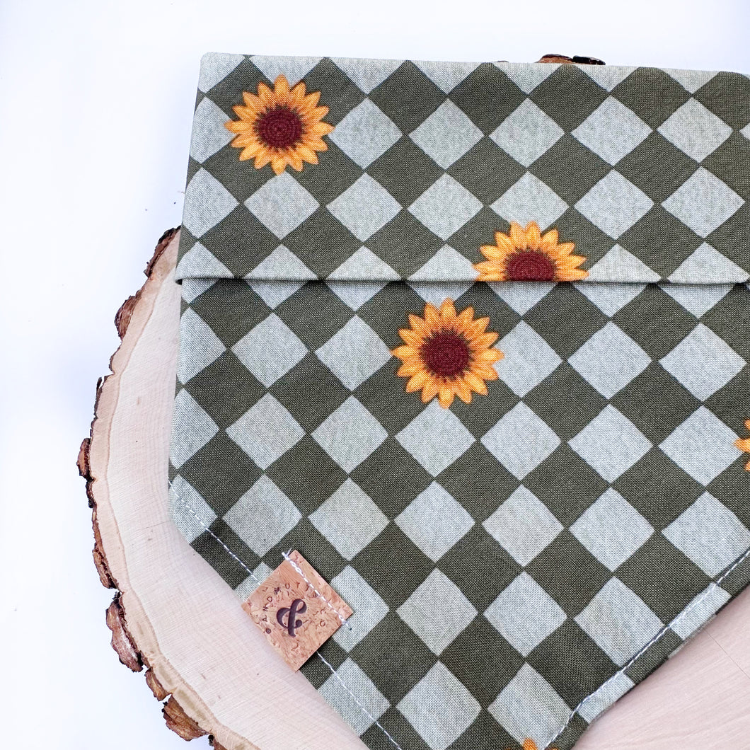 LAST CHANCE! sunflower daze dog bandana