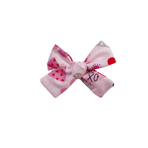 xoxo hearts hair bow